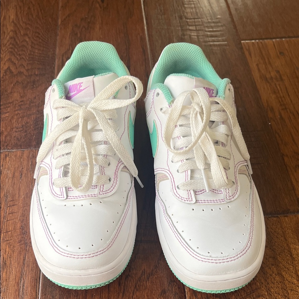 Nike Sneakers in White and Mint - Picture 2 of 7